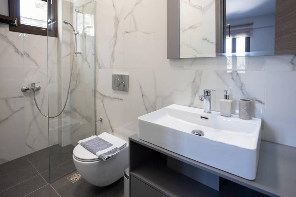 Mela Luxury Apartments Maroulás 외부 사진